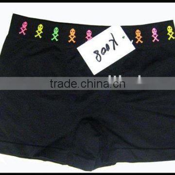 black seamless boxers man underwear