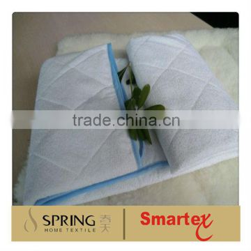Waterproof Soft and Absorbent Quilted bamboo mattress pad