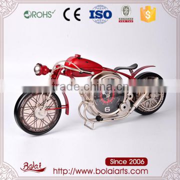Fashion motorcycle shape red body gold lines clock iron craft
