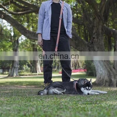 Custom multifunctional hands free shoulder dog leash aggression dog leash for two dogs