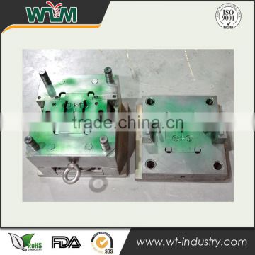 Custom Export Plastic Injection Plug Mould Made in China