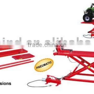 ATV lift, with side-extension, CE approved