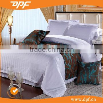Luxury satin hotel bed runner From China manufacture