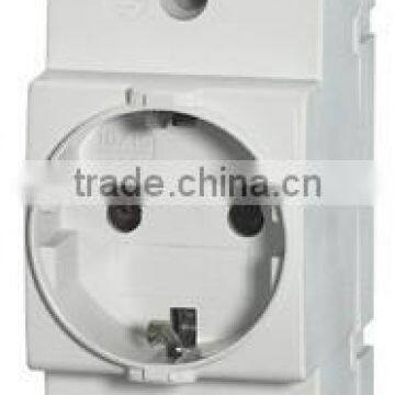 AUS16 CE mark Din Rail Socket