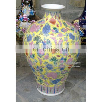 47CM Tall Chinese Porcelain garden scene yellow decorative Vases