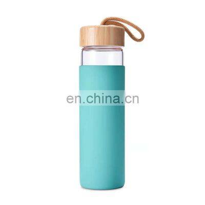 Wholesale Custom Logo Made Clear High Borosilicate Glass Water Bottle Tumblers Glass Bottles With Silicone Sleeve