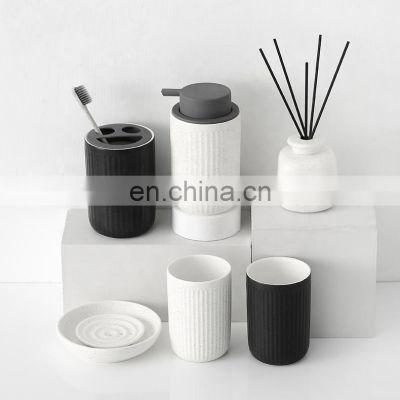 Small MOQ 200pcs New Design White Blue Black Ceramic Bathroom Accessories Sets for Hotel Household