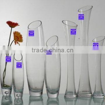 gorgeous transparent glass vase