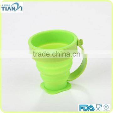 Non-toxic BPA Free Silicone Collapsible Custom Foldable Cup with Plastic Handle