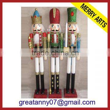 large soldier nutcracker