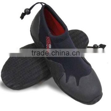 Professional comfortable mens slip-resistant cut-resistant waterproof neoprene cheap beach shoes