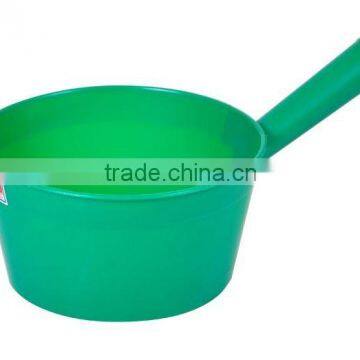 PLASTIC WATER DIPPER 102