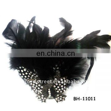 Fashion elegant feather fabric brooch with colors crystal Rhinestone stone