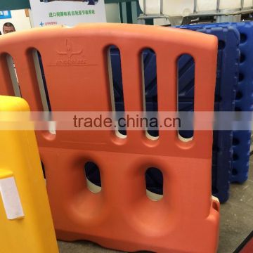 Plastic barrier moulding machinery