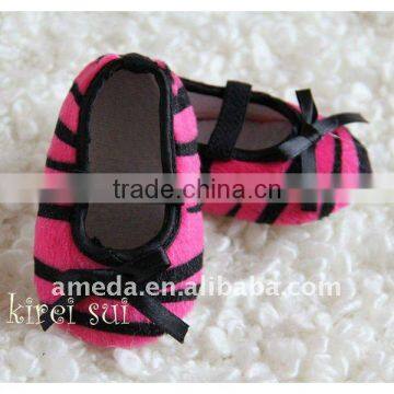Baby Girl Hot Pink Zebra Crib Shoes GS26