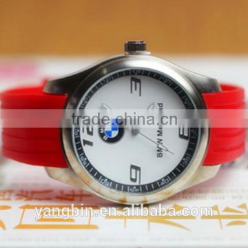 2015 hot sale wholesale silicone band factory watch for girl and lady.