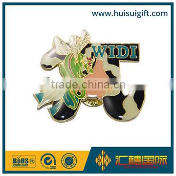 wholesale promotional fashionable OEM soft enamel glitter badge metal pin