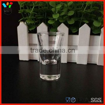 Wholesale Lead Free Small White Wine Swallow Spirits Glass Cup Thick Bottom Vodka Shot