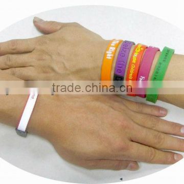 newest fashion custom rainbow loom bracelet for simple design