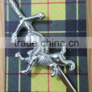 Scottish Rampart Lion Kilt Pin In Chrome Finished Made Of Brass Material