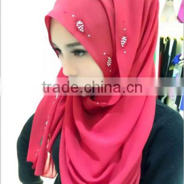 Factory direct sales of the new Muslim scarf Hui chiffon long paragraph hot drill pure color convenient paragraph head scarf