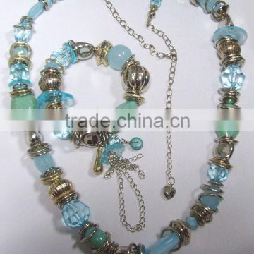 Plastic Beads Necklace & Bracelet