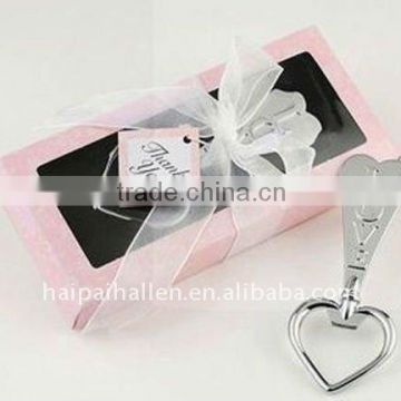 Wedding favors wine bottle opener with heart design