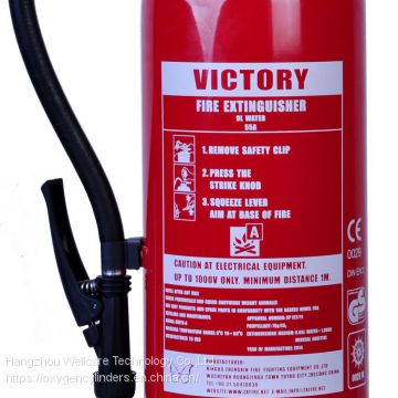 2 - 6 L wet chemical fire extinguisher