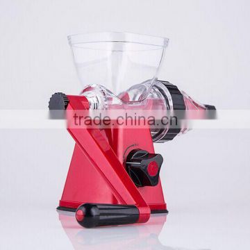 Kitchen Useful hand operated juicer