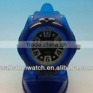 China factory custom color analog big numbers plastic watch