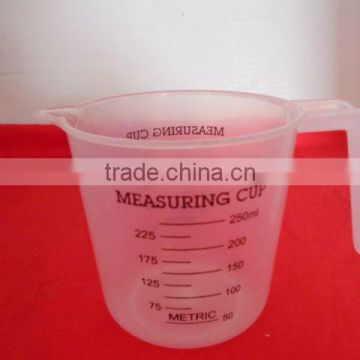 250ml plastic measuring cup