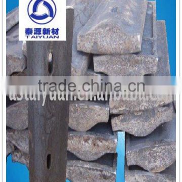 Wear resistant high manganese steel liner