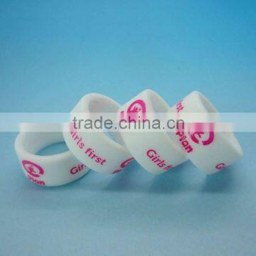 Many sizes offer eco-friendly custom silicone finger rings