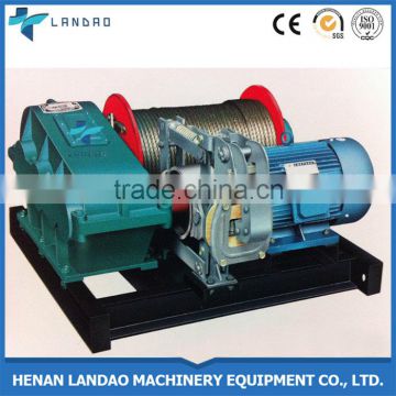 Cable pulling winch machine