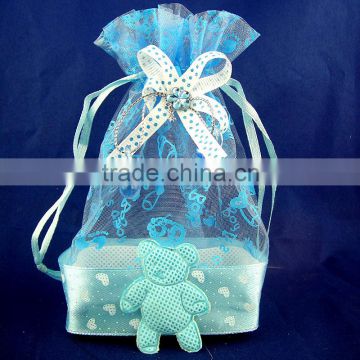 Newest design lovely no-woven fabric with bear and lace candy bag for wedding