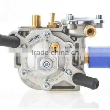 At12 sequential injection regulator/cng kits in Italy / cng conversion kits for sale