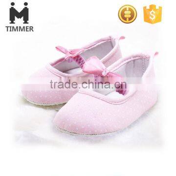 wholesale 2106 new design comfortable pink princess baby shoes moccasins