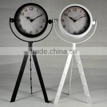 Metal tall table clock