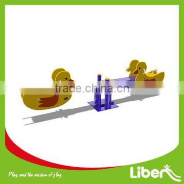 China Lovely Cheap Metal Seesaw for Kindergarden and Parks