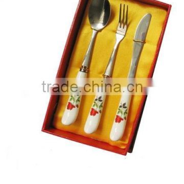 stainless steel cutlery with ceramic handle