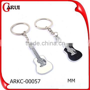 fashion jewelry charming custom guitar shaped key chain                        
                                                Quality Choice