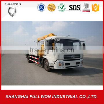 widely used euro 4 XCMG 5 T truck mounted crane with dongfeng chassis