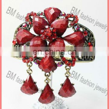 vintage metal enamel flower bracelet gold 2013 fashion jewelry dangle with three stones
