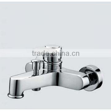 Chrome brass bathtub faucet Model: 10604