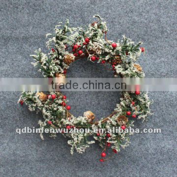 Decorative Artificial Christmas Pine Wreaths with Red Berry & Snow