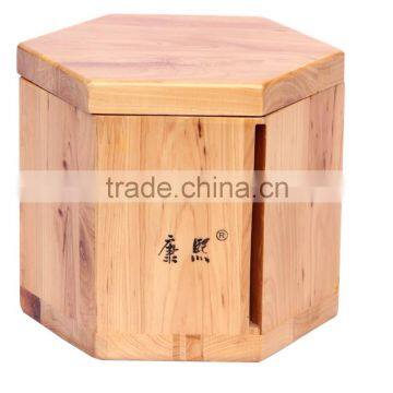 Lovely roll paper box made of cedar