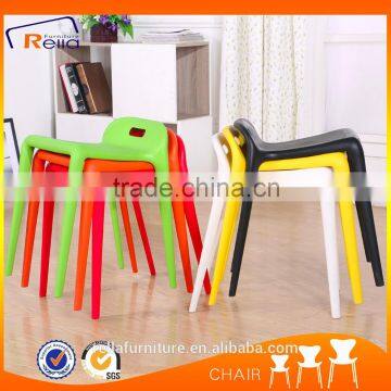 New design simple indoor dinning chair in plastic