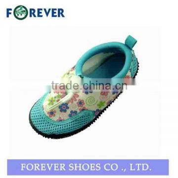 cute durable children injection beach aqua disposable water shoe