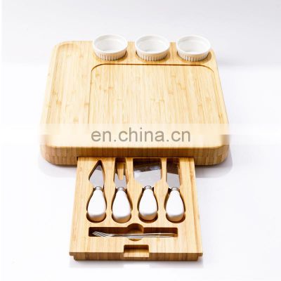 2021New High Quality Kitchen Elegant Durable Charcuterie Wood Natural Bamboo Cheese Board