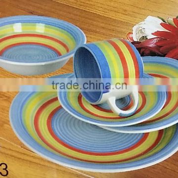 ceramic stoneware dinnerware set with hand-printing